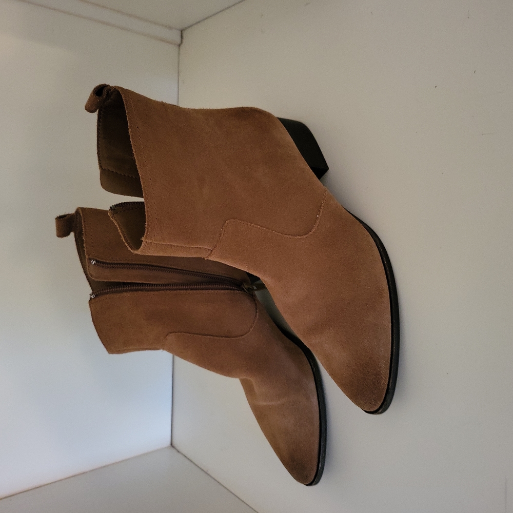 Gianni Bini Western Ankle boots
